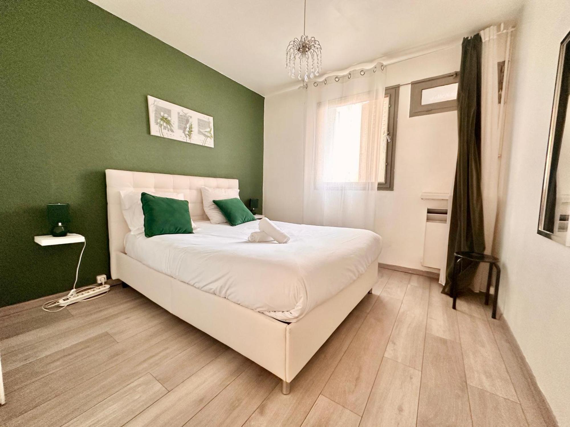 Le Montjovis, Spacieux Et Lumineux Avec Garage ลิมอจส์ ภายนอก รูปภาพ