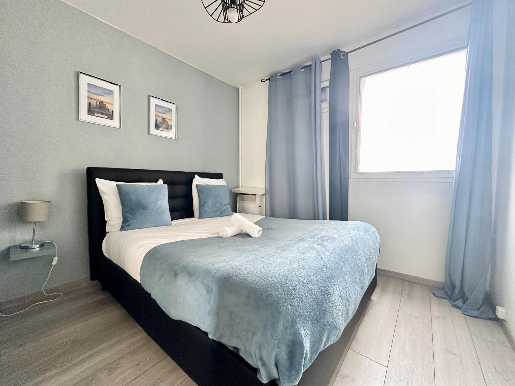 Le Montjovis, Spacieux Et Lumineux Avec Garage ลิมอจส์ ภายนอก รูปภาพ