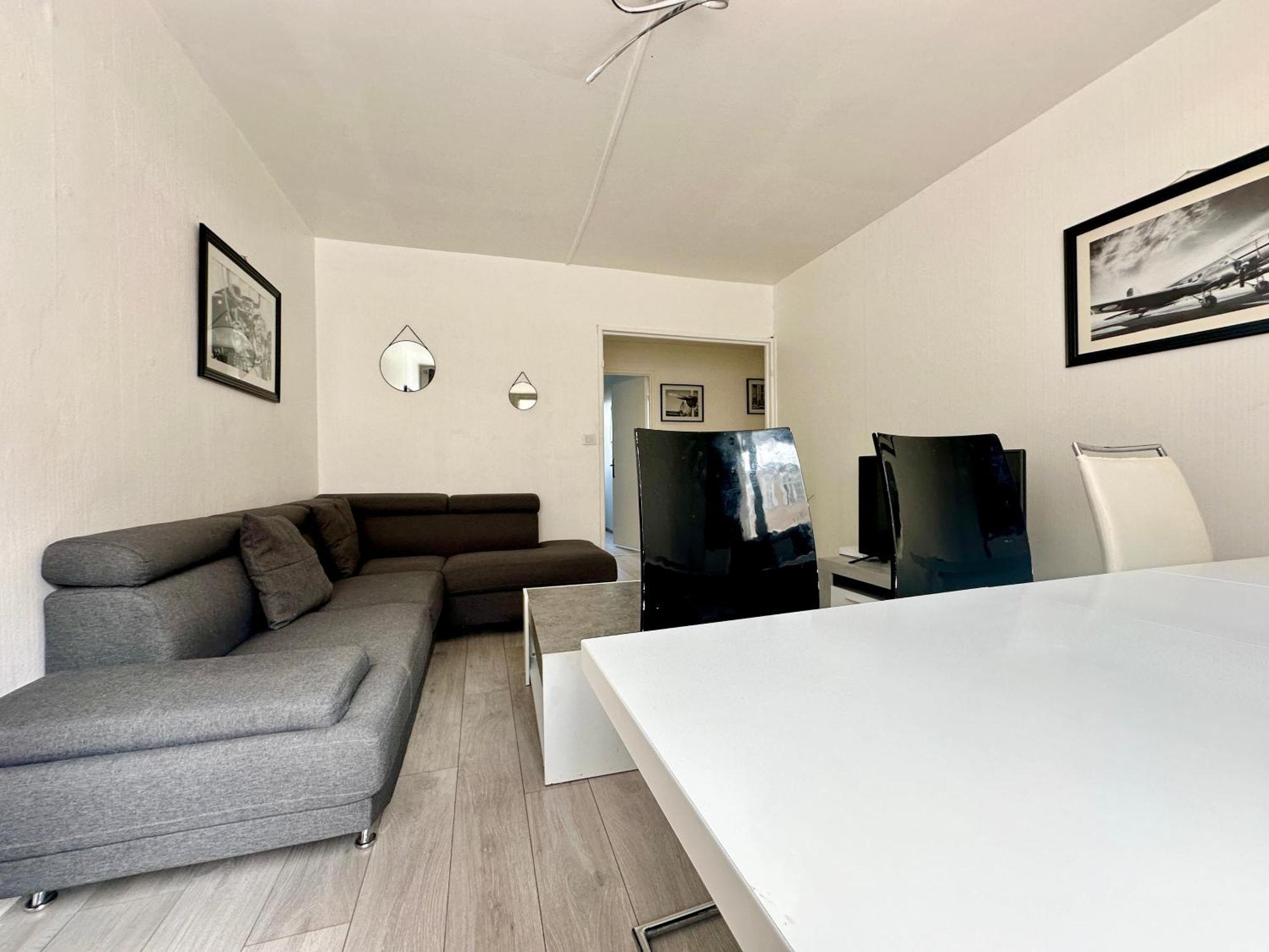 Le Montjovis, Spacieux Et Lumineux Avec Garage ลิมอจส์ ภายนอก รูปภาพ