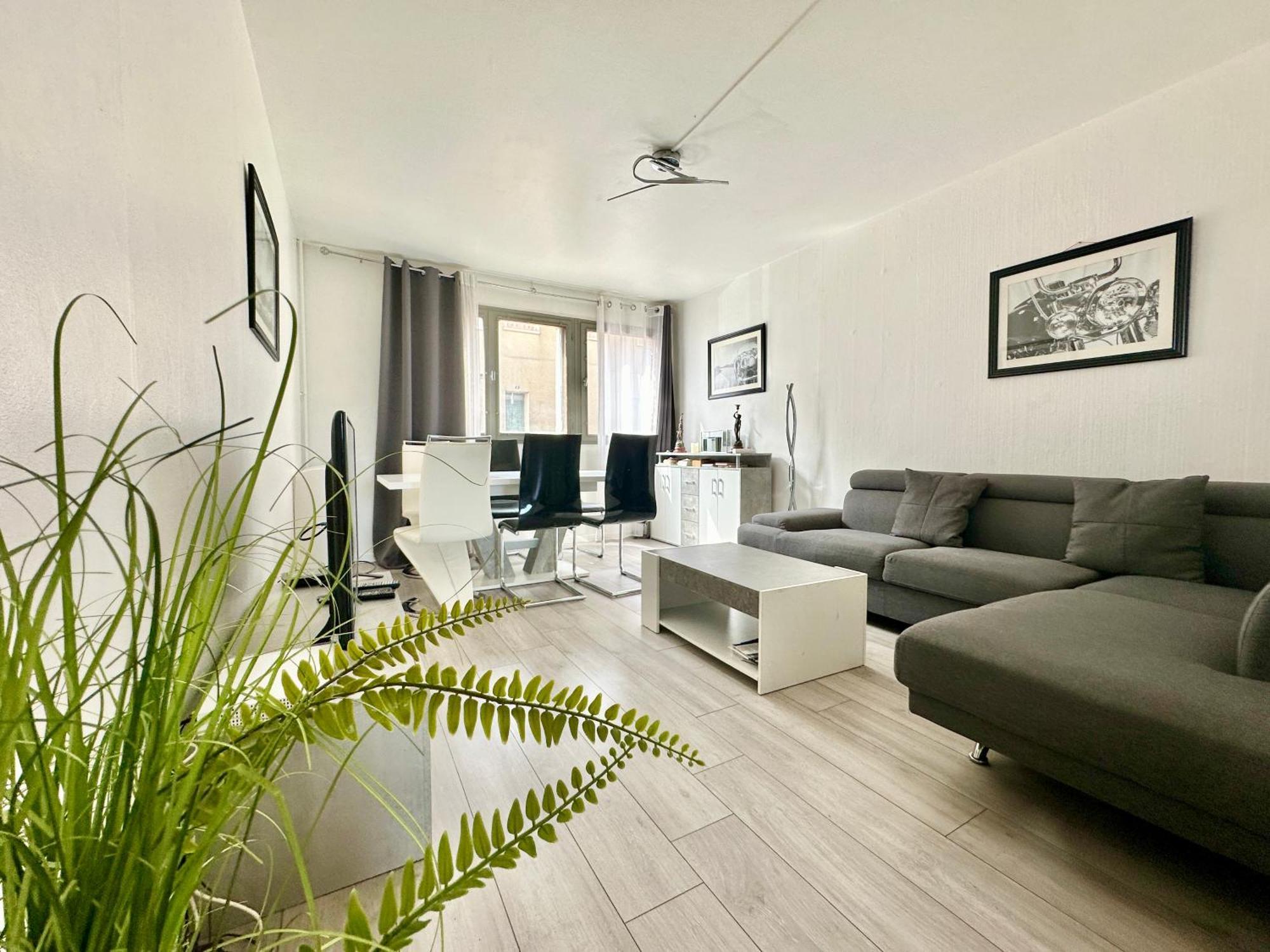 Le Montjovis, Spacieux Et Lumineux Avec Garage ลิมอจส์ ภายนอก รูปภาพ